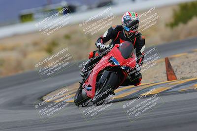 media/Jan-14-2023-SoCal Trackdays (Sat) [[497694156f]]/Turn 4 Set 1 (1020am)/